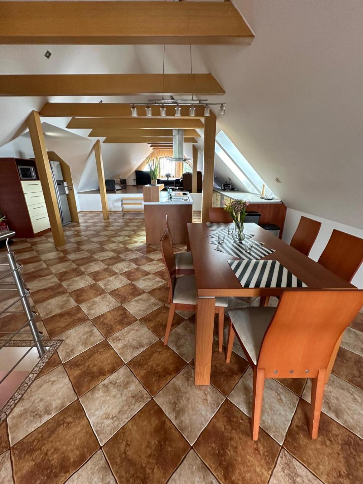 Apartman Lipa מיקולוב מראה חיצוני תמונה